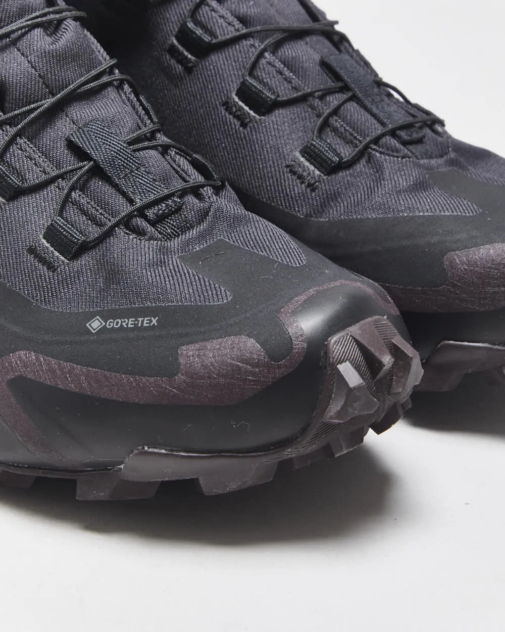 DS 2022 Salomon Cross Hike 2 GTX Mid Black/Plum Women's Gore-Tex Hiking Boots - UK4.5 sold by Rokit product image thumbnail 5