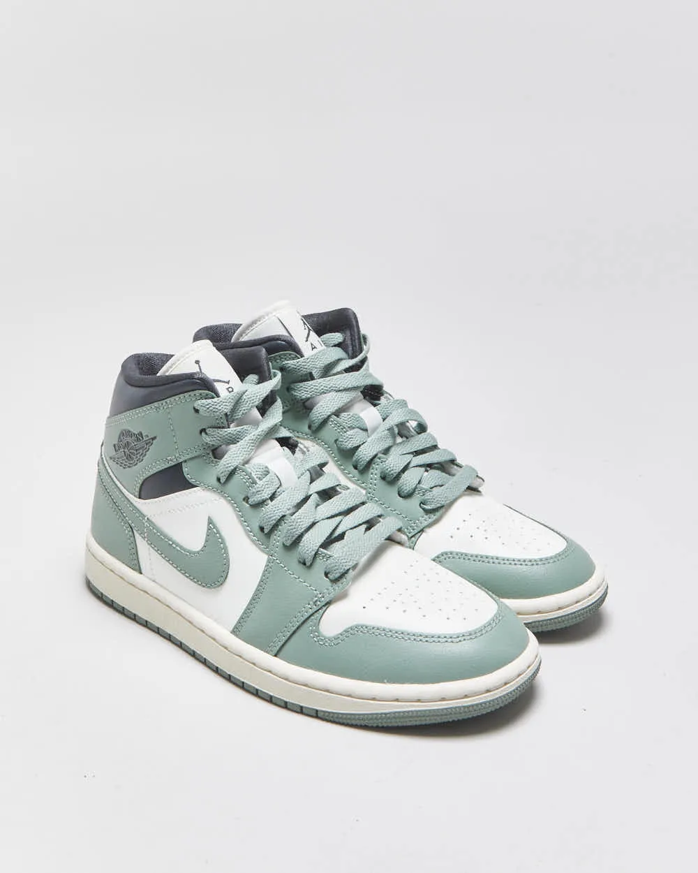 DS 2023 Nike Air Jordan 1 Mid 'Jade Smoke ' Women's Leather Trainers - UK4 sold by Rokit