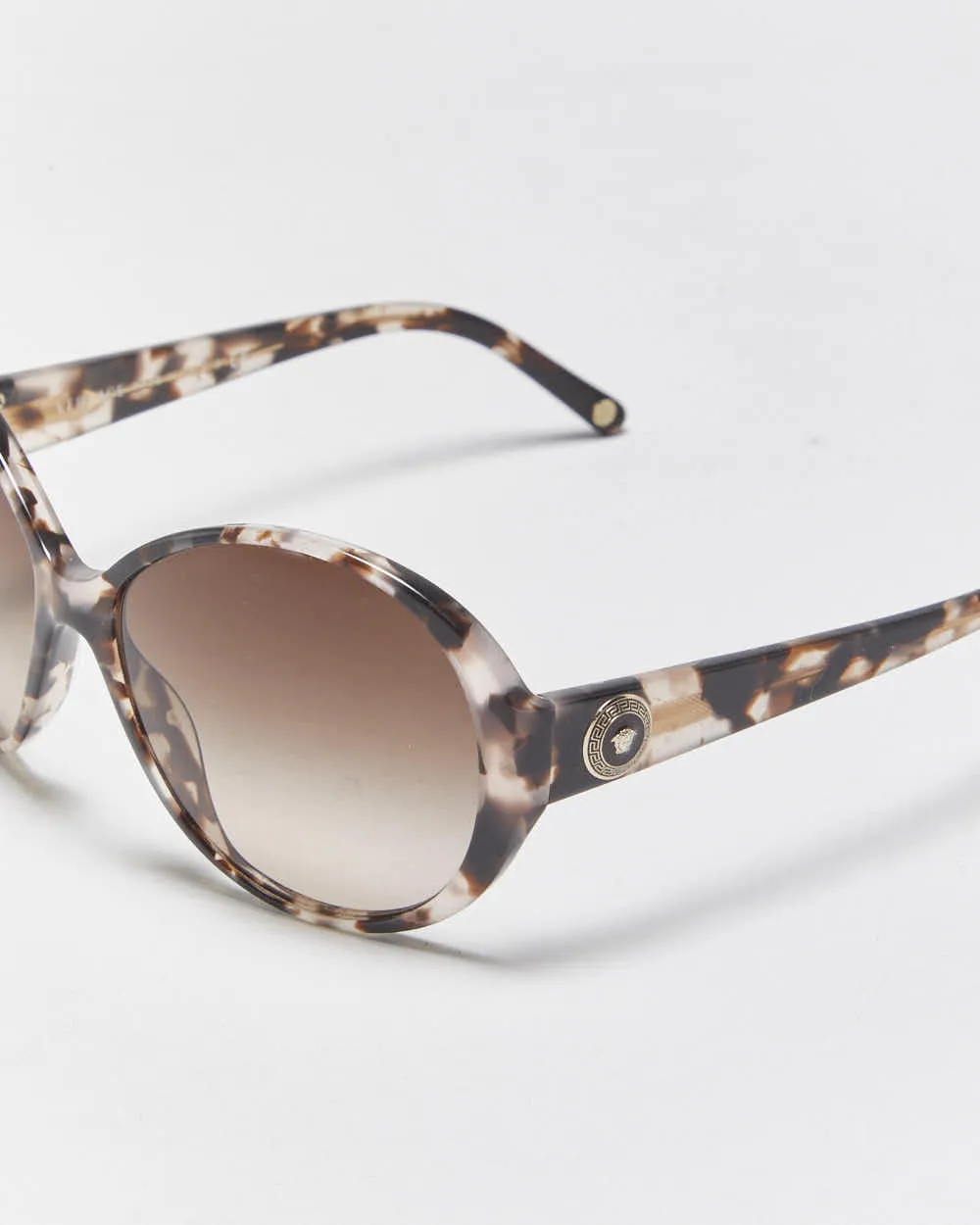 Vintage Y2k 2000s Versace Medusa Round Sunglasses sold by Rokit product image thumbnail 3