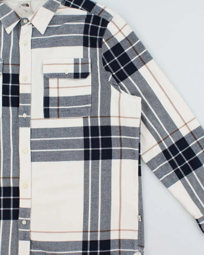 Vintage The North Face Flannel Shirt - XXL sold by Rokit product image thumbnail 3