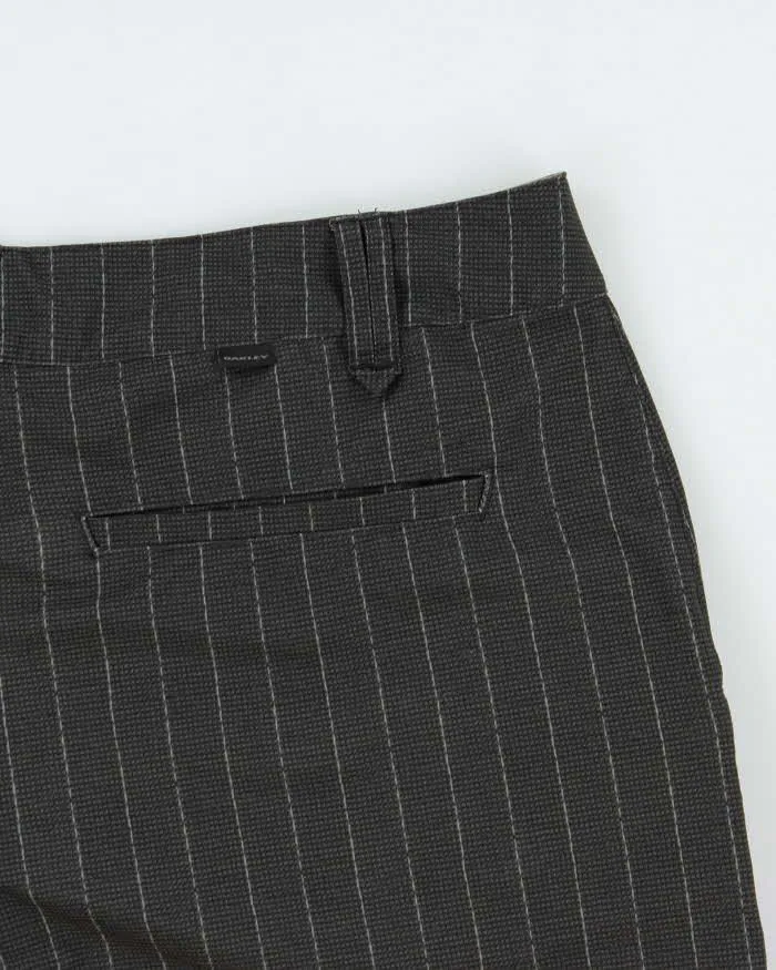 Vintage Oakley 11" Soft Shell Striped Relaxed Fit Adventure Shorts - W38 sold by Rokit product image thumbnail 4