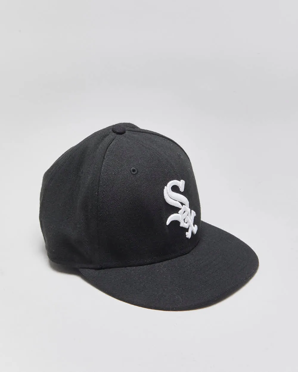 Vintage New Era 59Fifty Chicago White Sox Fitted MLB Baseball Cap - 7 1/4 sold by Rokit