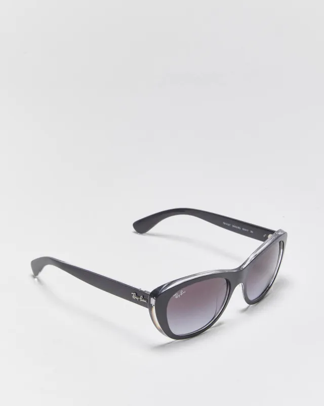 Vintage 2000s Ray-Ban Cat Eye Sunglasses made by Ray-Ban