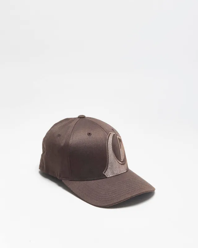 Vintage Y2K 00s Quiksilver Embroidered Canvas FlexFit Baseball Cap - OS made by Rokit