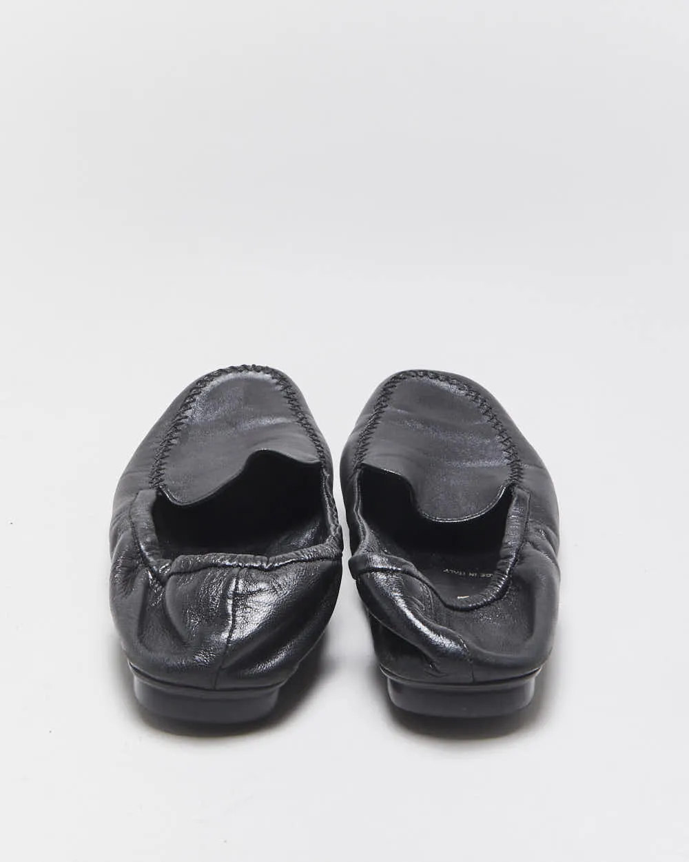 Vintage Y2K 00s Prada Women's Calfskin Leather Slip On Scrunch Loafers - UK3 sold by Rokit product image thumbnail 4
