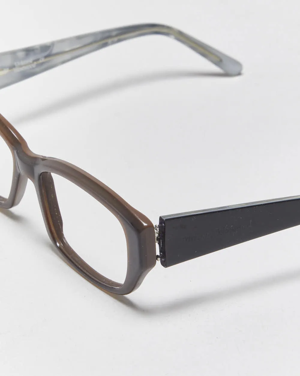 Vintage Vivienne Westwood Two-Tone Glasses Frames sold by Rokit product image thumbnail 3
