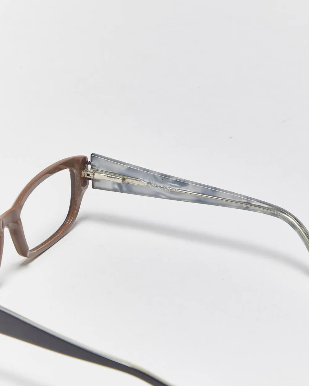 Vintage Vivienne Westwood Two-Tone Glasses Frames sold by Rokit product image thumbnail 5