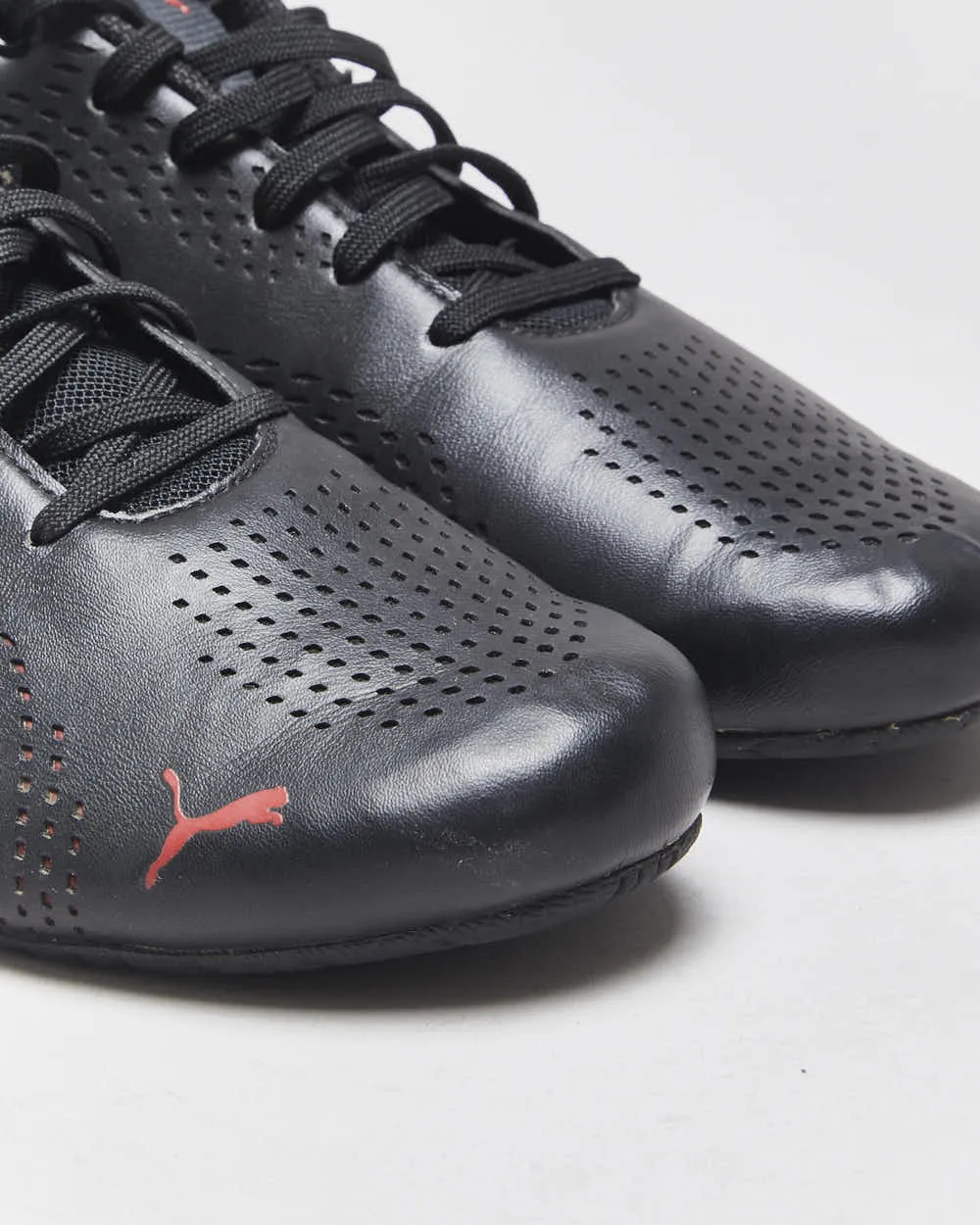2019 Puma x Ferrari Drift Cat 5 Low Leather Trainers - UK9.5 sold by Rokit product image thumbnail 5