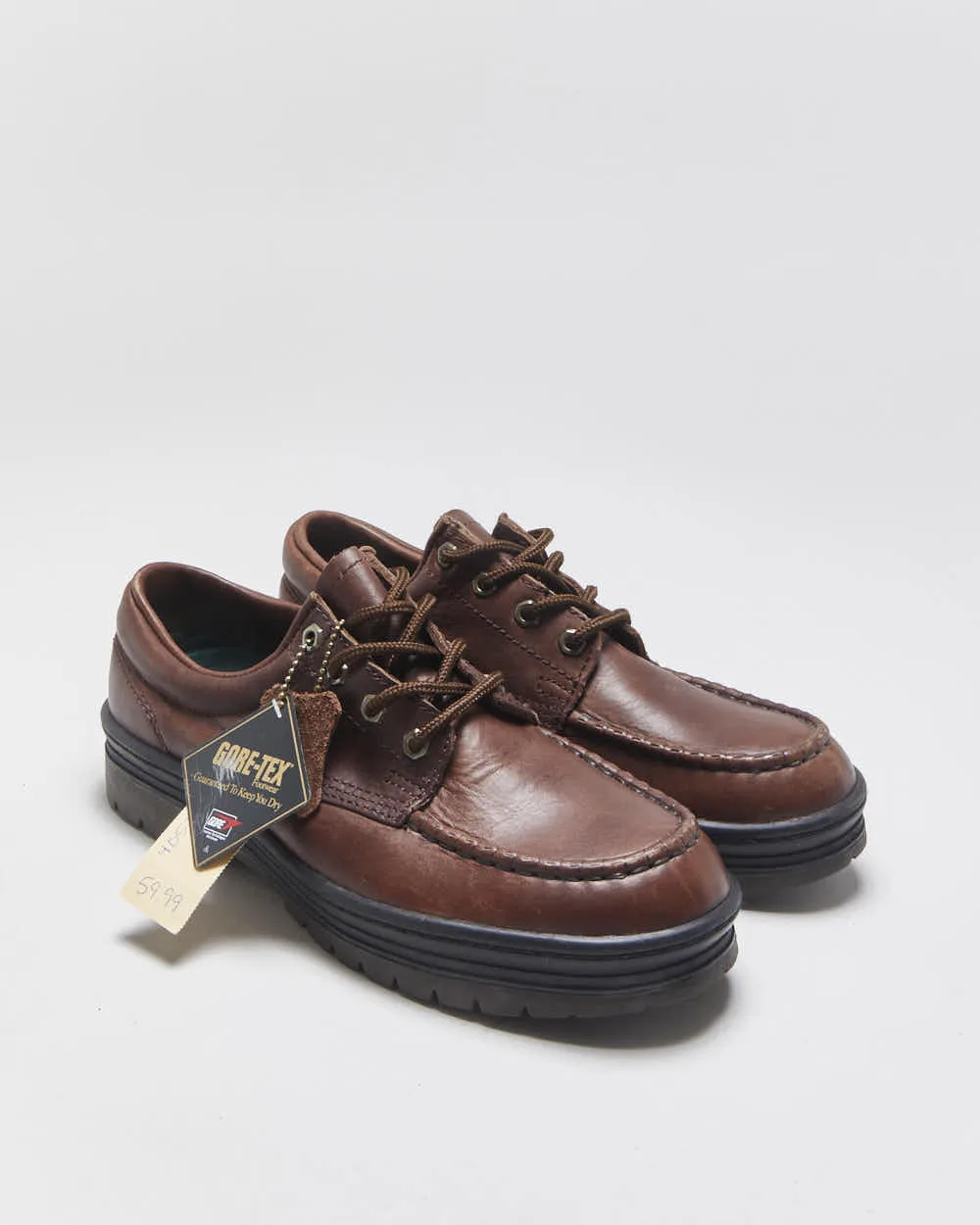 DSWT Vintage 1990s Eddie Bauer Gore-Tex Leather 4-Eye Moc Toe Deck Shoes - UK7.5 sold by Rokit