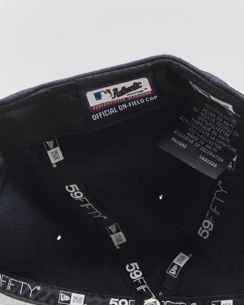 Vintage New Era 59Fifty Seattle Mariners Navy MLB On-Field Fitted Baseball Cap - 7 1/8 sold by Rokit product image thumbnail 4