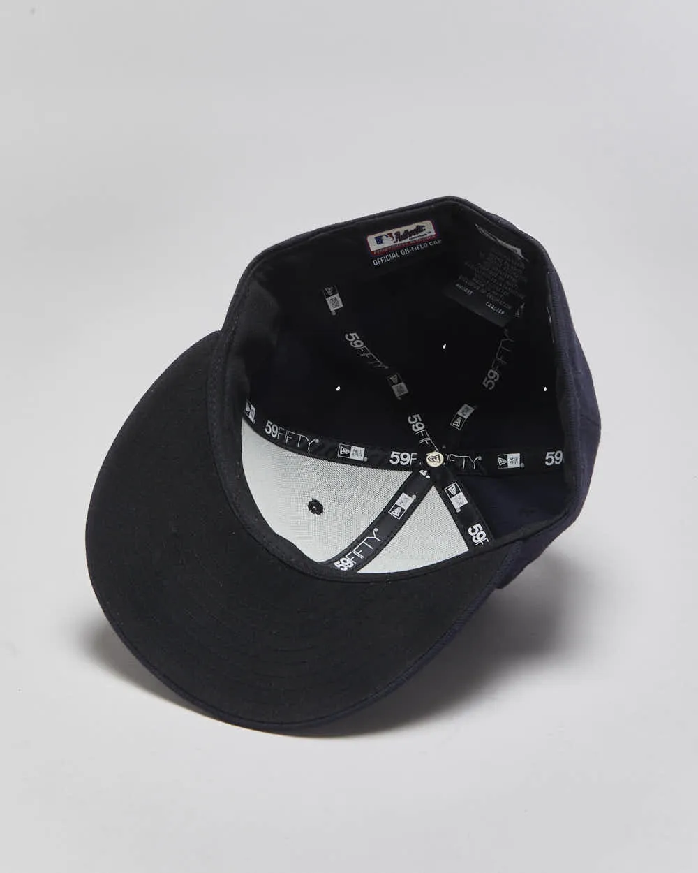 Vintage New Era 59Fifty Seattle Mariners Navy MLB On-Field Fitted Baseball Cap - 7 1/8 sold by Rokit product image thumbnail 5