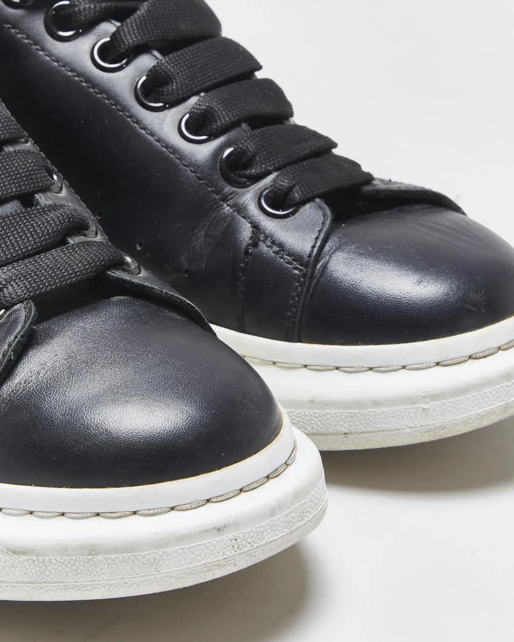 2021 Alexander Mcqueen Black Leather Oversized 'Larry' Trainers - UK7 sold by Rokit product image thumbnail 5
