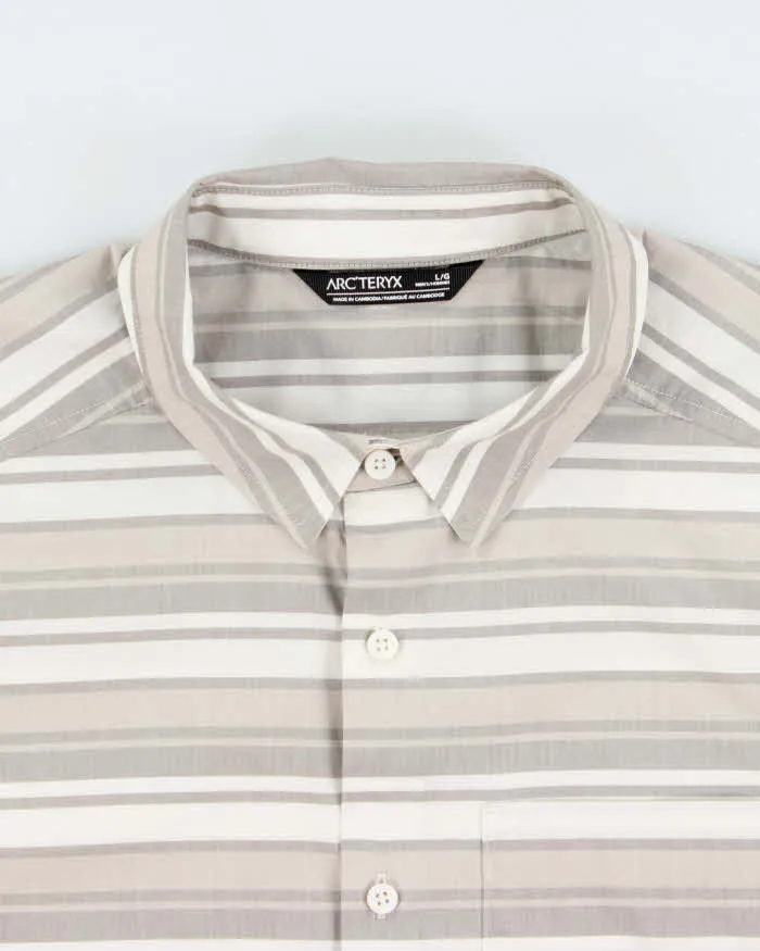 Vintage Arc'teryx Striped Short Sleeve Shirt - L sold by Rokit product image thumbnail 5