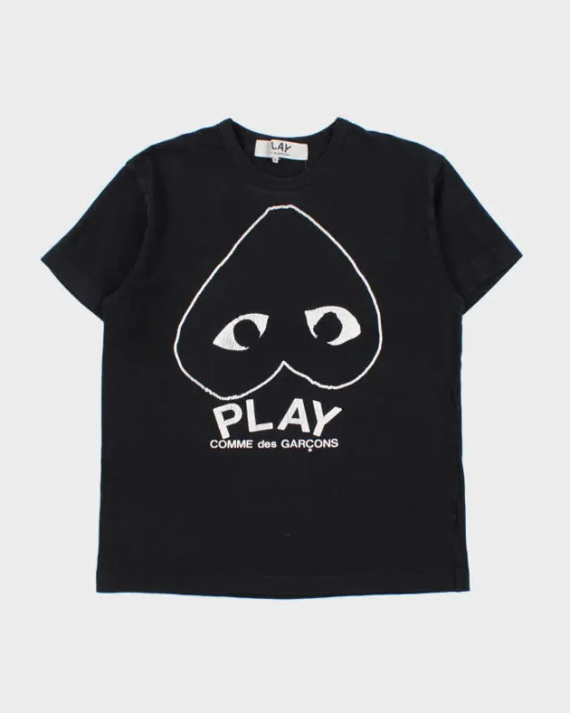 Vintage PLAY Comme Des Garcons Inverted Big Heart Crewneck T-Shirt - XL made by Comme des Garcons