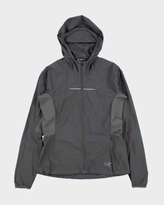 Vintage Arc'teryx Soft Shell Women's 3M Bird Hooded Windbreaker Jacket - S made by Arc'teryx