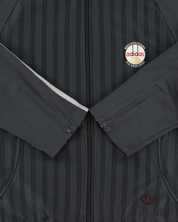 Vintage Y2K 00s Adidas Originals 3-Stripe Zip Cuff Track Jacket - L sold by Rokit product image thumbnail 4