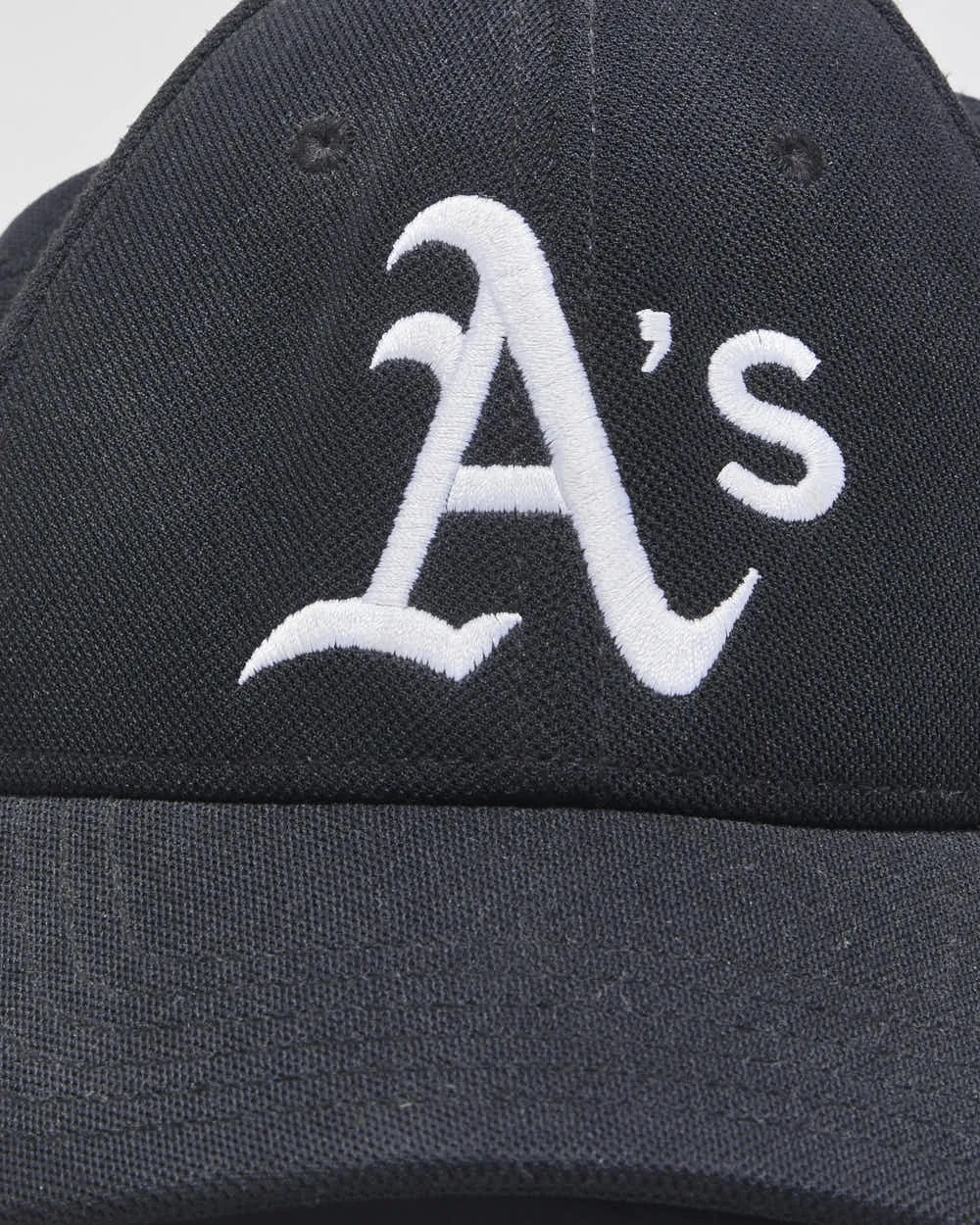Vintage Y2K 00s Oakland A's AJM Class Canvas Velcro Baseball Cap - OS sold by Rokit product image thumbnail 3