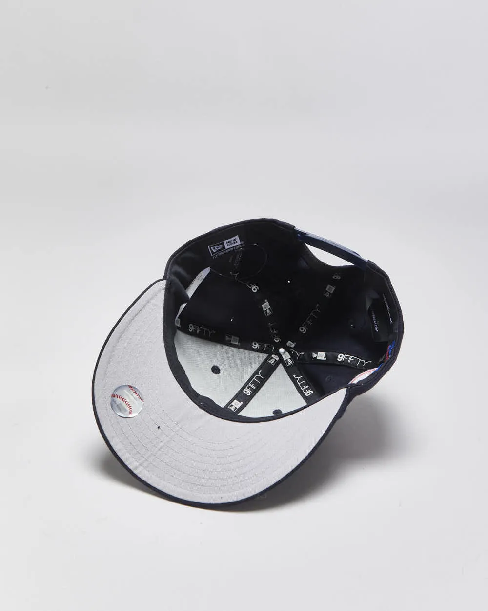 Vintage New Era 9Fifty N.Y Yankees Wool MLB Snapback - M/L sold by Rokit product image thumbnail 5