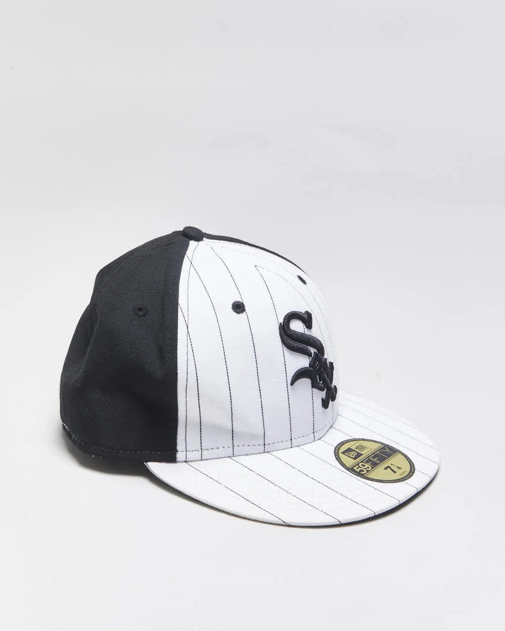 Vintage Y2K 00s New Era 59Fifty Chicago White Sox Wool Blend Pinstripe Champs MLB Fitted Baseball Cap - 7 1/8 sold by Rokit