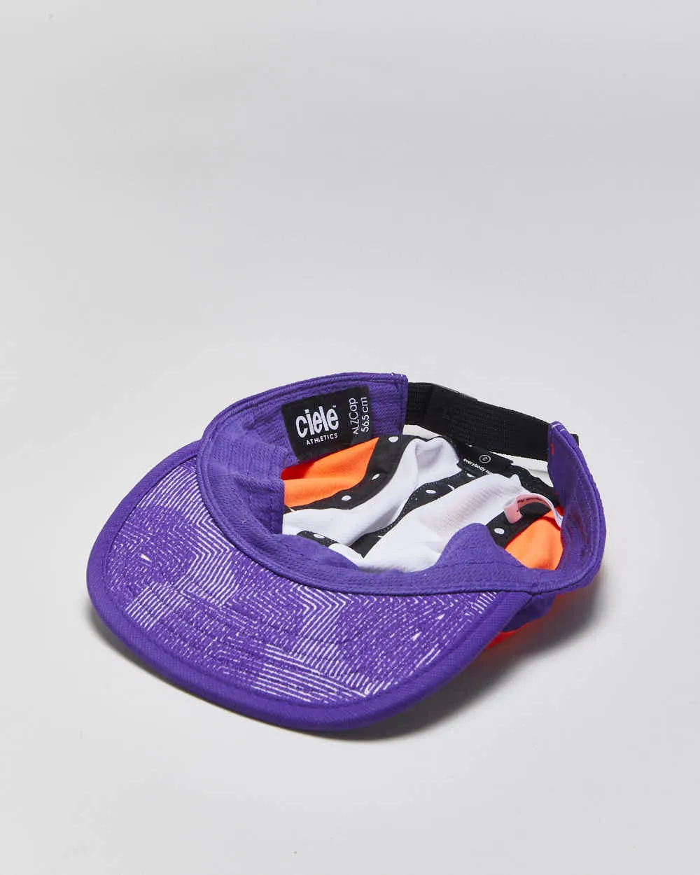Ciele Athletics CoolWick 'Alz' Soft Brim 5-Panel Running Cap - OS sold by Rokit product image thumbnail 5