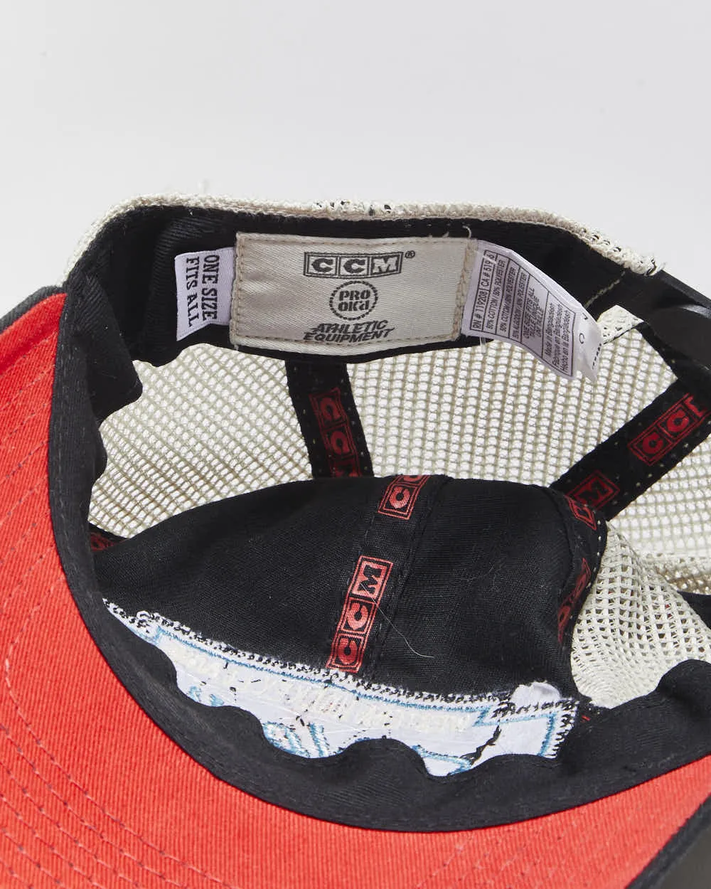 Vintage CCM Kelowna Rockets WHL Canvas Trucker Hat - OS sold by Rokit product image thumbnail 4