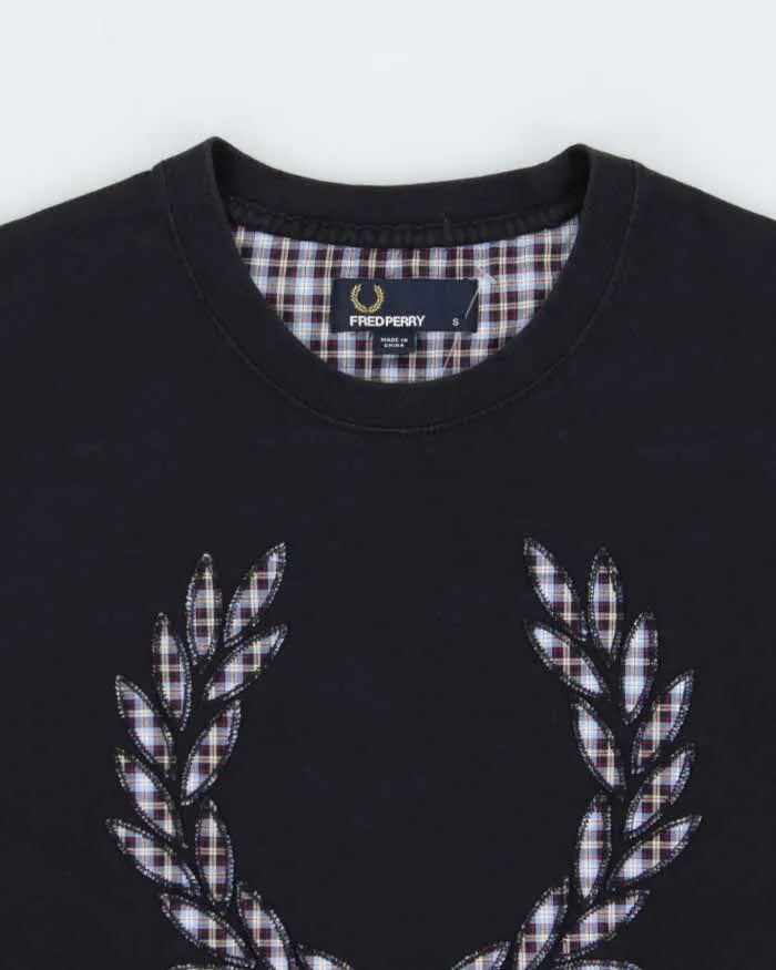 Vintage Fred Perry Embroidered Tartan Laurel Wreath Crewneck T-Shirt - S sold by Rokit product image thumbnail 5