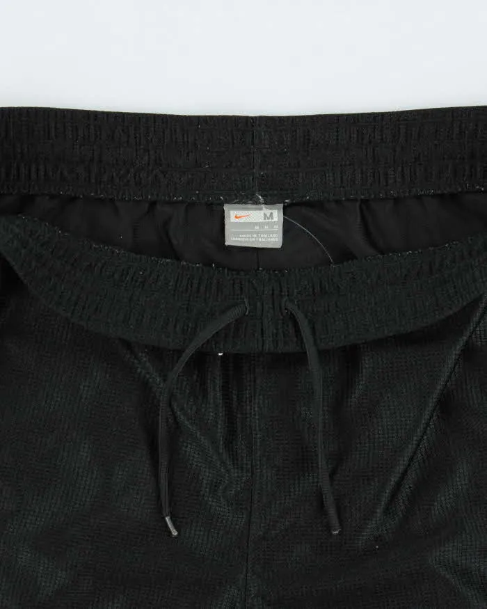 Vintage Y2K 00s Nike Embroidered Loose Fit Wide Leg Basketball Shorts - L sold by Rokit product image thumbnail 5