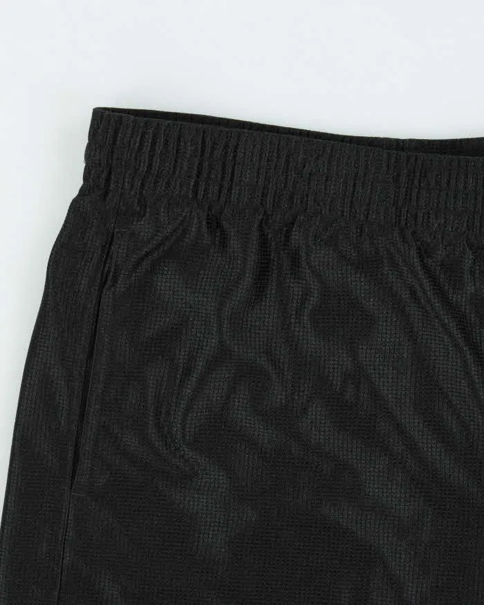Vintage Y2K 00s Nike Embroidered Loose Fit Wide Leg Basketball Shorts - L sold by Rokit product image thumbnail 3