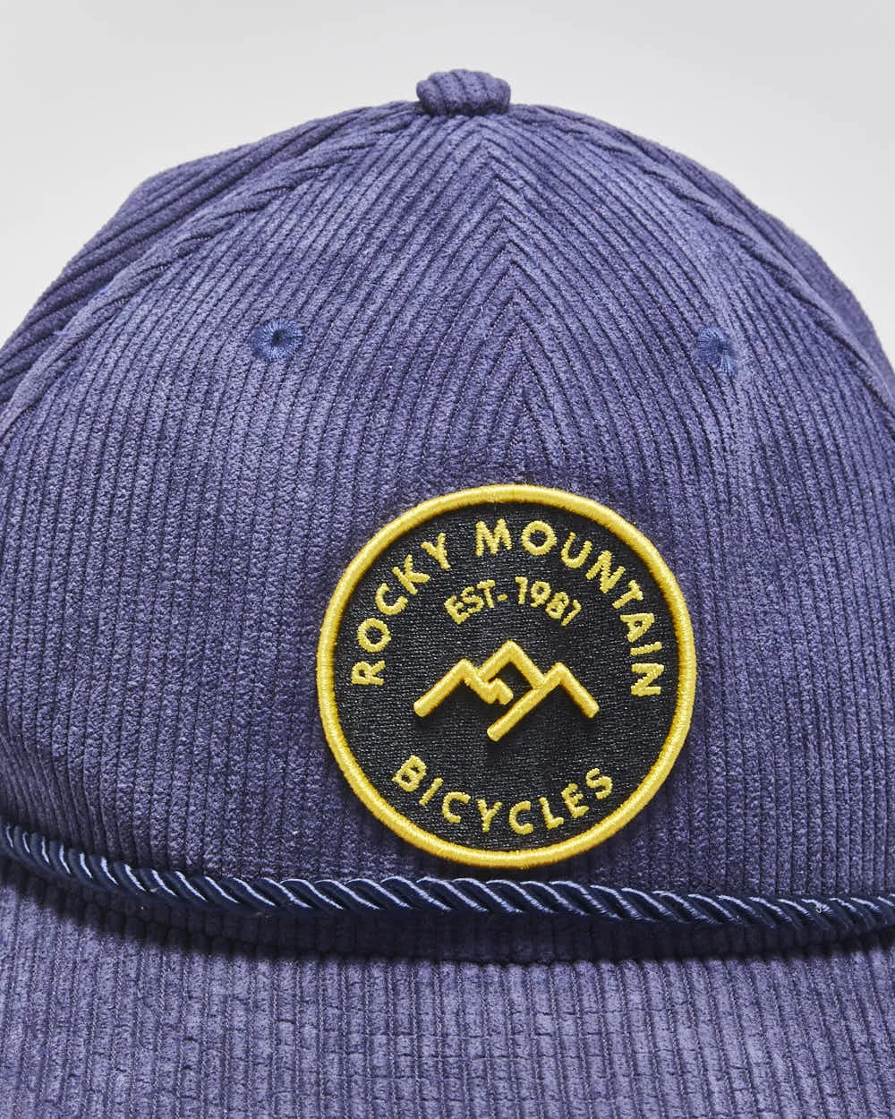 Vintage New Era 9Fifty Jumbo Corduroy Rocky Mountain Bicycles Snapback - M/L sold by Rokit product image thumbnail 3