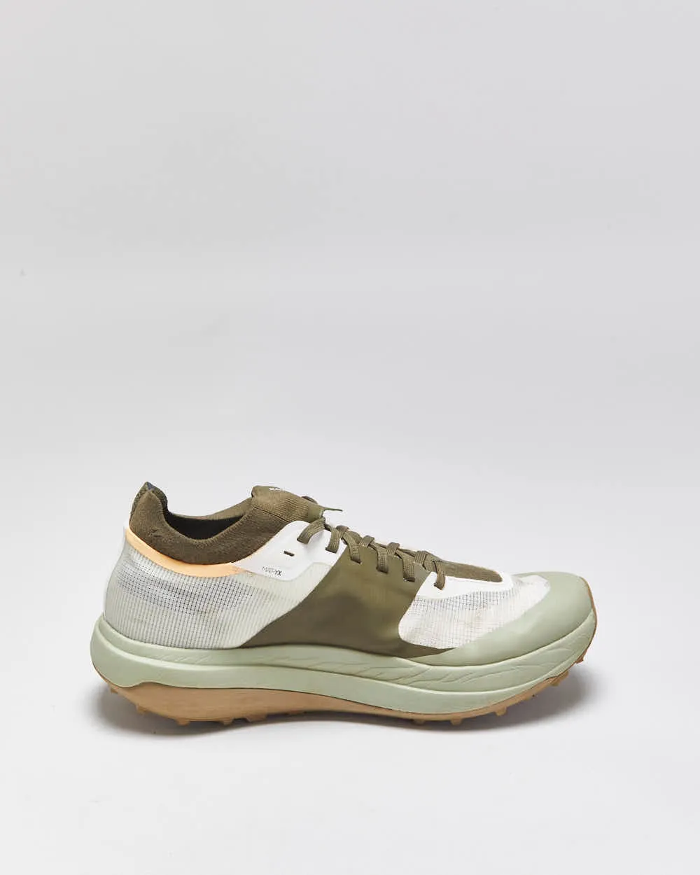 2023 Arc'teryx Sylan Arctic Silk / Chloris Vibram Trail Running Trainers - UK8.5 sold by Rokit product image thumbnail 2