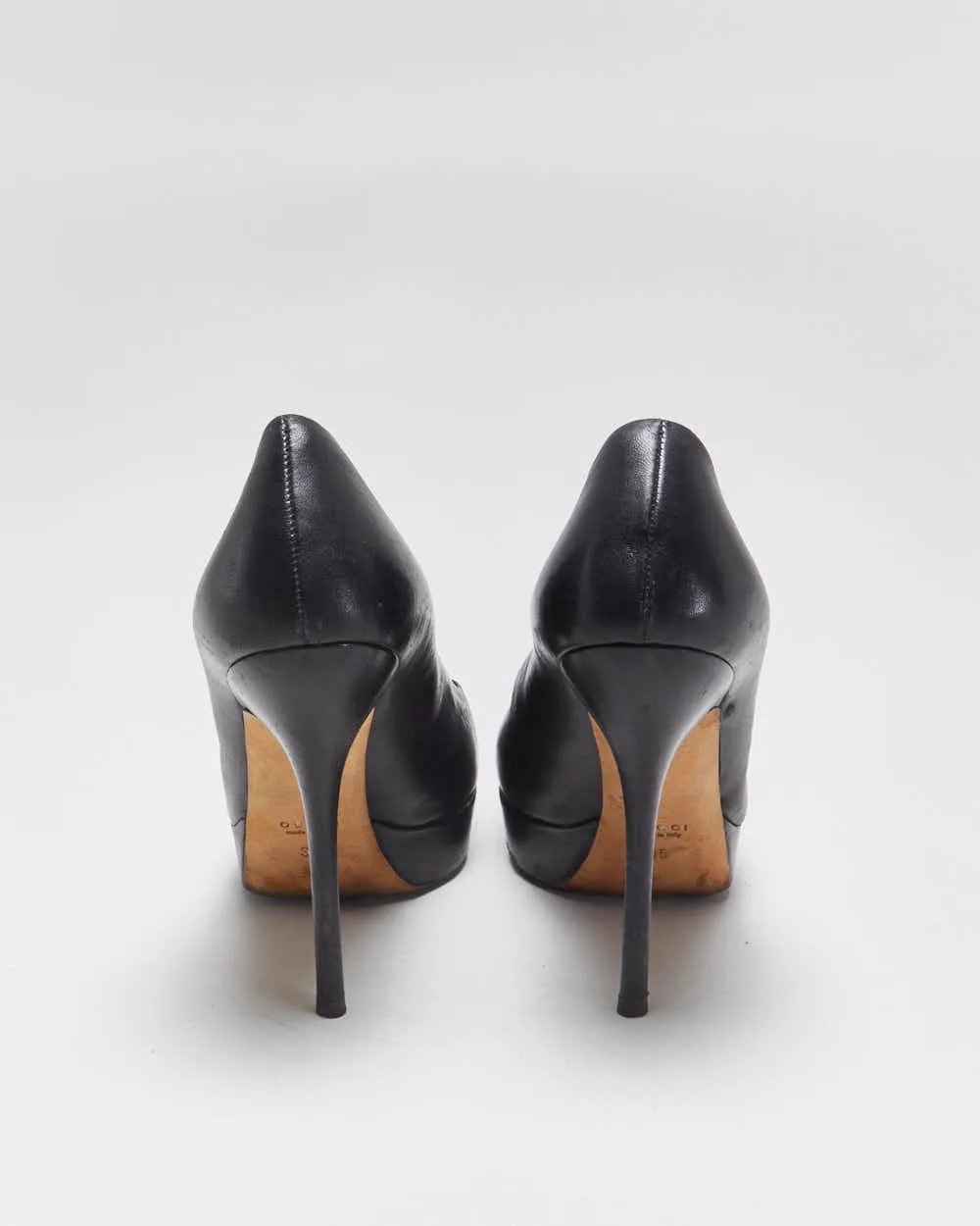 Vintage Y2K 00s Gucci Women's Black Leather Platform Pointed Toe Stiletto Heel Pumps - UK2 sold by Rokit product image thumbnail 4