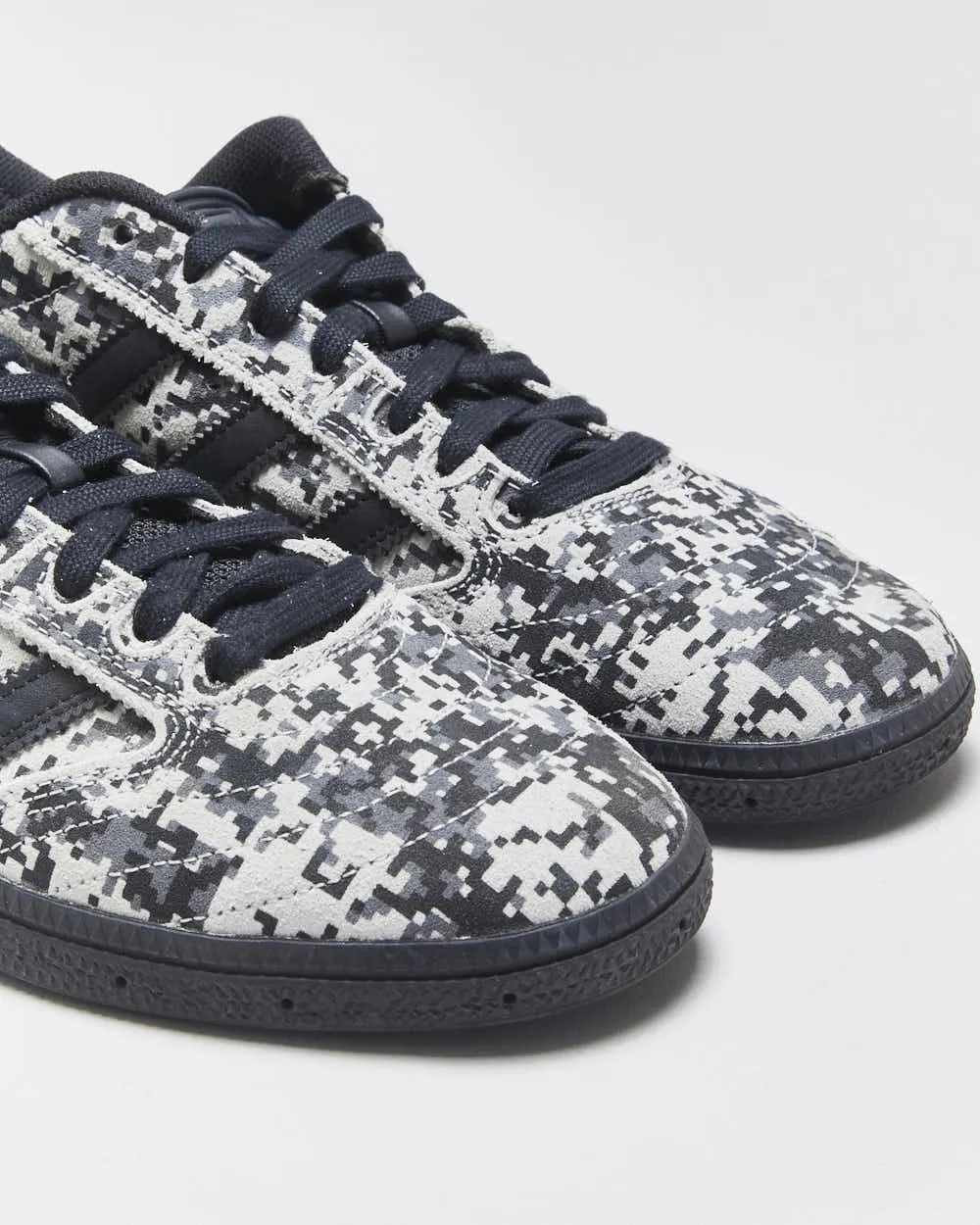 2024 Adidas Originals Busenitz Pro 'Grey/Black Digi Camo' Skateboarding Trainers - UK9.5 sold by Rokit product image thumbnail 5