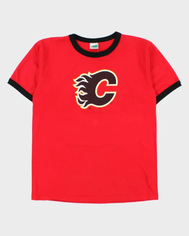 Vintage 1990s Calgary Flames NHL Heavyweight Made In Canada Crewneck Ringer T-Shirt - L made by NHL