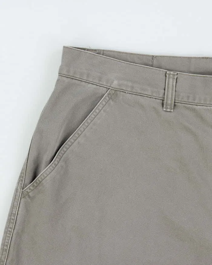 Vintage Y2K 00s Levi's Batwing Khaki Canvas Relaxed Fit Wide Leg Cargo Shorts - W38 sold by Rokit product image thumbnail 3