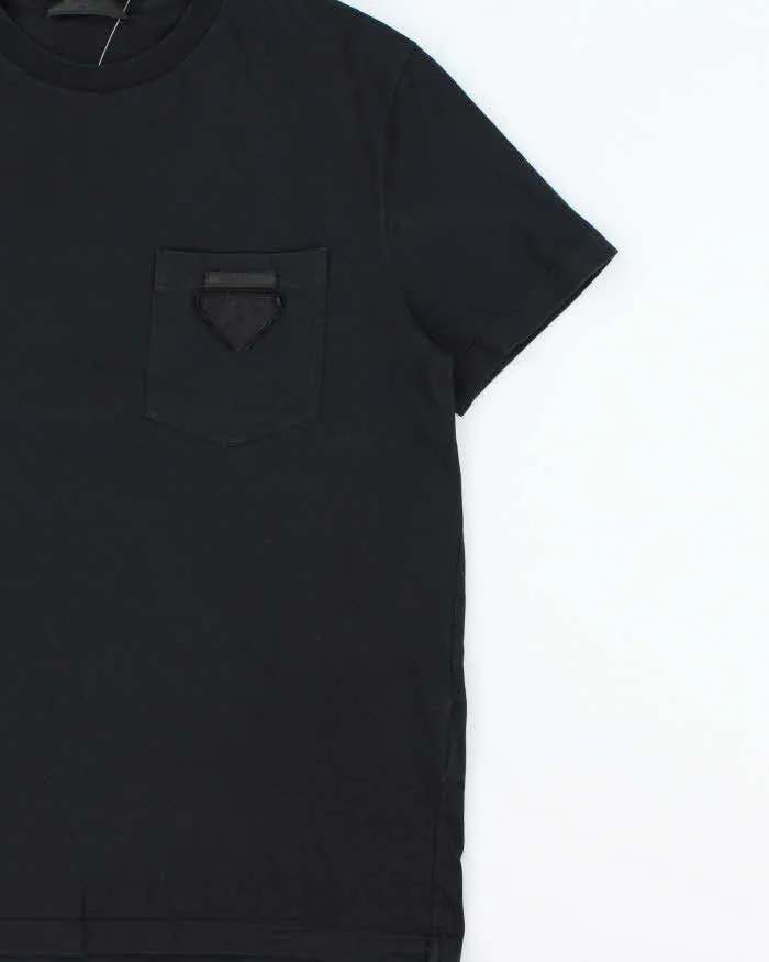 SS2021 Prada Embroidered Classic Badge Crewneck Pocket T-Shirt - L sold by Rokit product image thumbnail 3
