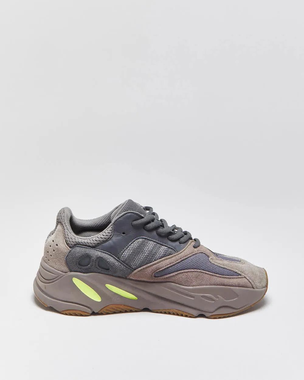 2018 Adidas Yeezy Boost 700 V1 Mauve Trainers - UK8 sold by Rokit product image thumbnail 2