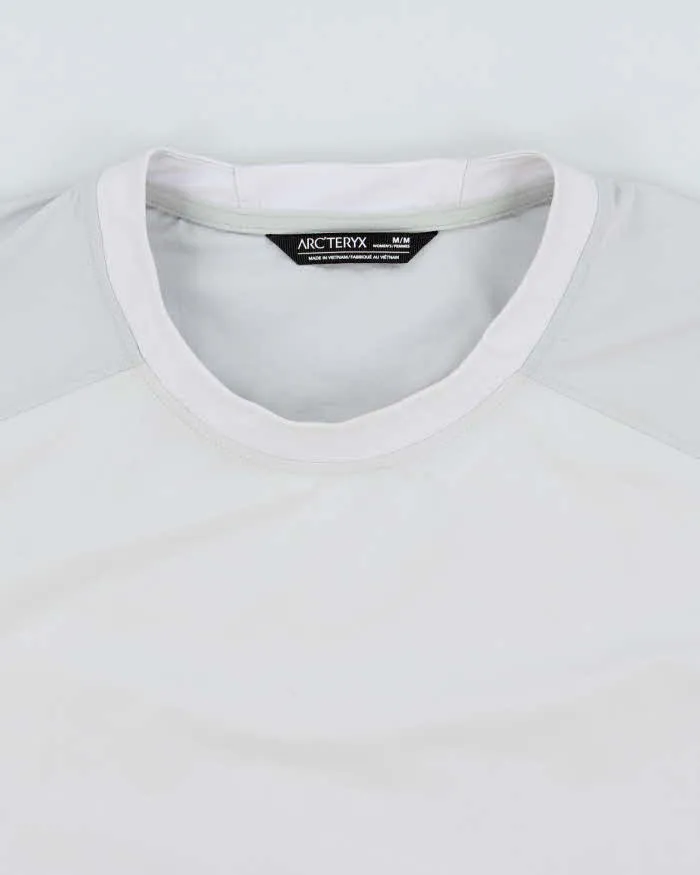 2022 Arc'teryx Women's Ice Grey 'Gamma Lightweight Crew' Pullover Windbreaker - M sold by Rokit product image thumbnail 5
