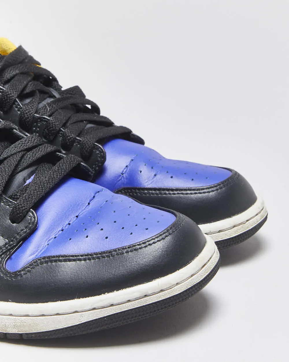 2022 Nike Air Jordan 1 Low 'Black Taxi / Dark Concord' LA Lakers Trainers - UK10 sold by Rokit product image thumbnail 5