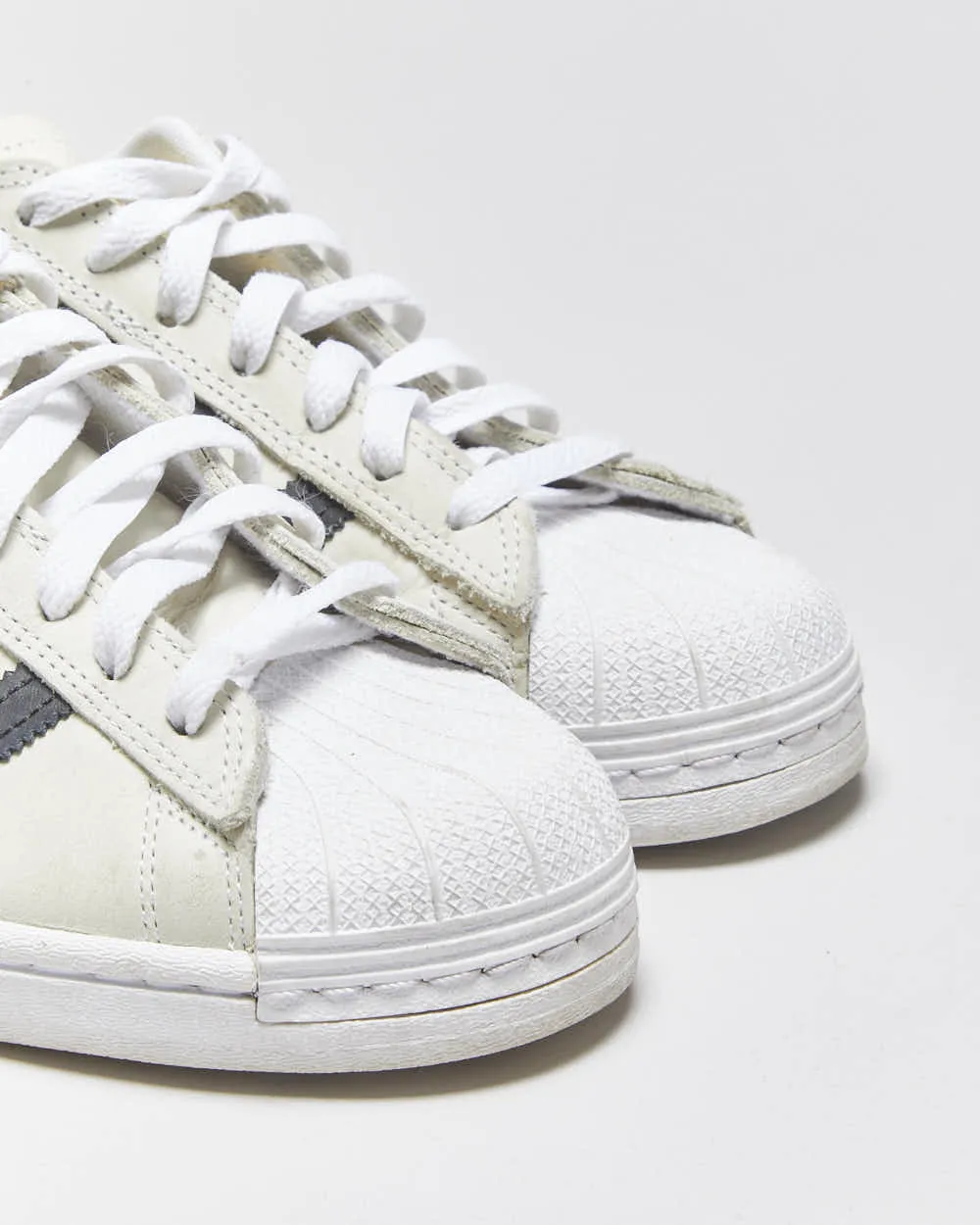 2020 Adidas Originals Superstar ADV 'Sage Cream/Core Black/Gold Metallic' Trainers - UK7.5 sold by Rokit product image thumbnail 5