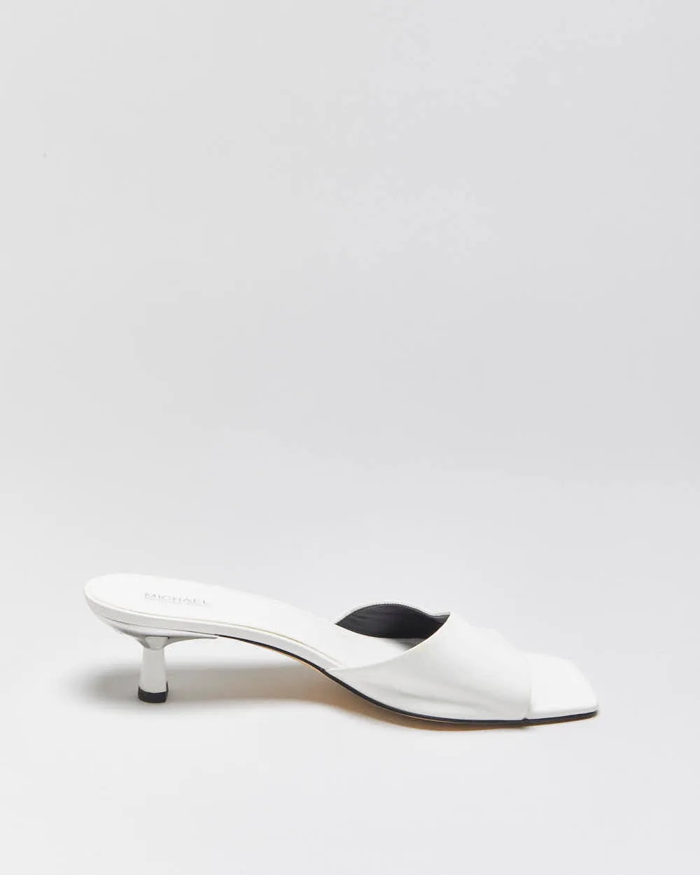 Vintage Michael Michael Kors Women's White Patent Leather Square Toe Kitten Heel Mules - UK8 sold by Rokit product image thumbnail 2