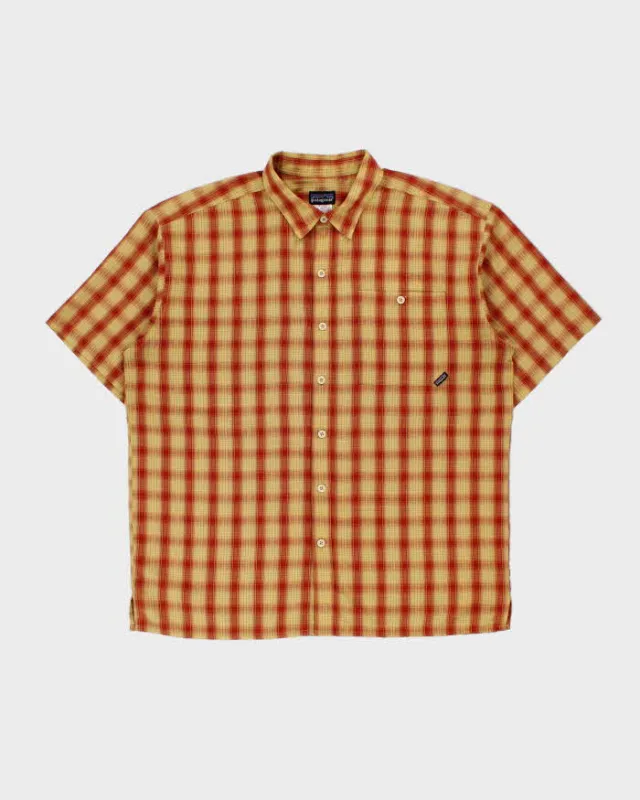 Vintage 1990s Patagonia Plaid Seersucker Short Sleeve Shirt - L made by Patagonia