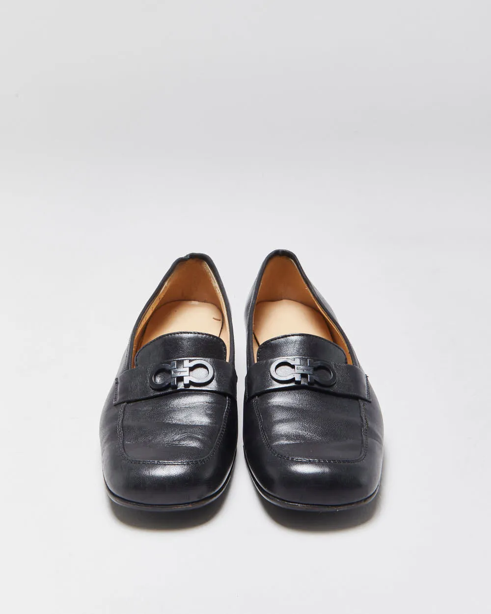 Salvatore Ferragamo Women's Black Leather Gancini Horesbit Heeled Loafers - UK3 sold by Rokit product image thumbnail 3