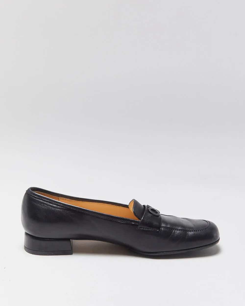 Salvatore Ferragamo Women's Black Leather Gancini Horesbit Heeled Loafers - UK3 sold by Rokit product image thumbnail 2