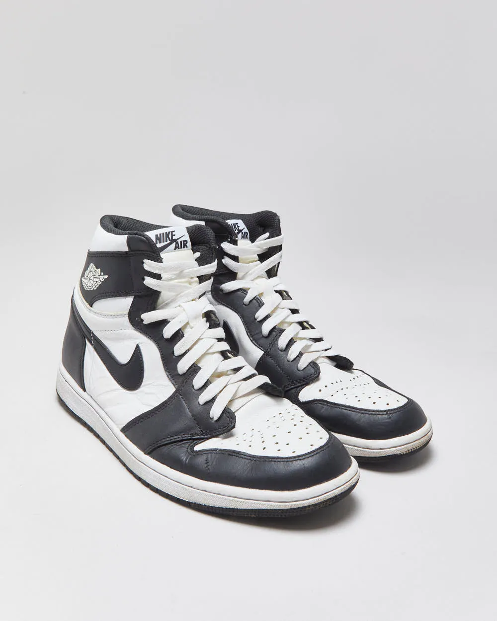 2014 Nike Air Jordan 1 Retro High OG Black/White Panda Trainers - UK9.5 sold by Rokit
