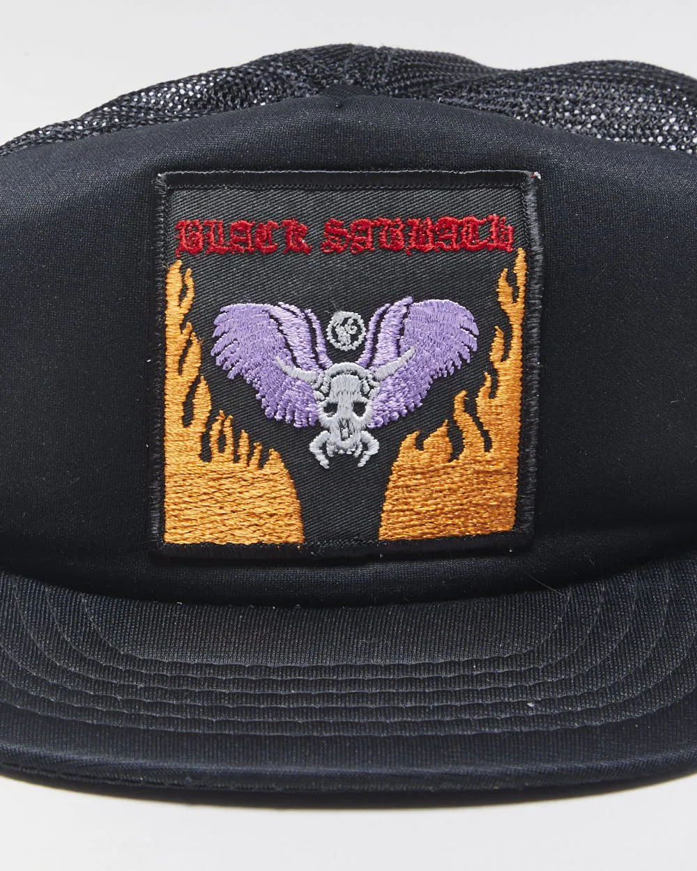 DS Vintage 1984 Black Sabbath Hell Patch Flat Brim Trucker Hat - OS sold by Rokit product image thumbnail 3