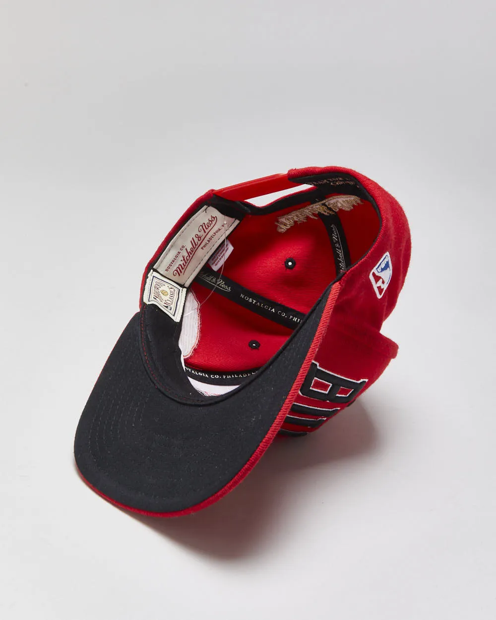 DS Mitchell & Ness Hardwood Classics 1998 NBA Finals Chicago Bulls Wool Blend Snapback - OS sold by Rokit product image thumbnail 5