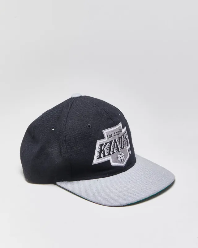 DS Vintage 1990s Starter Los Angeles Kings Pure Wool NHL Flat Brim Snapback - OS made by Rokit