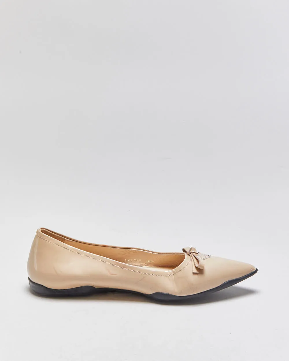 Prada Patent Leather Pointed Toe Bow Ballet Flats - UK3.5 sold by Rokit product image thumbnail 2