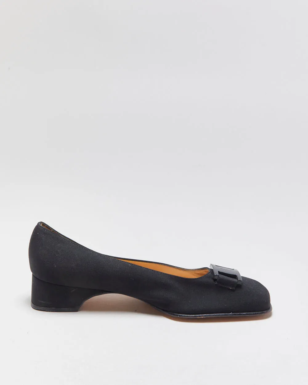Vintage Salvatore Ferragamo Fabric Square Hoe heeled Shoes - UK6 sold by Rokit product image thumbnail 2