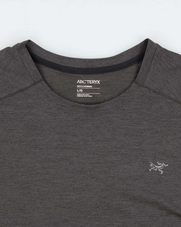 Arc'teryx Grey Marl 'Cormac SS' Crewneck 3M Bird Toque Technical T-Shirt - L sold by Rokit product image thumbnail 5